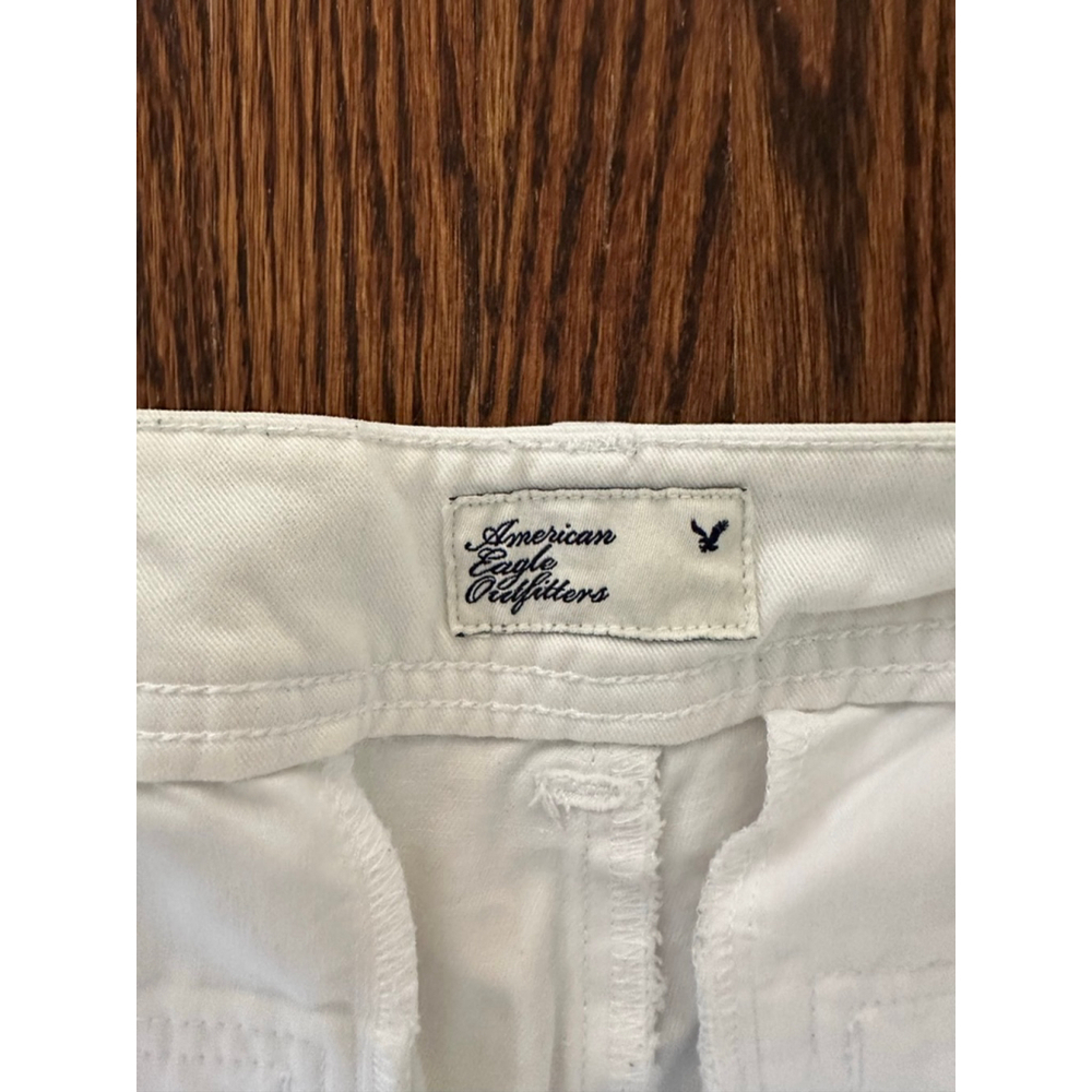 Women's American Eagle Outfitters White Ankle Cropped Pants Size 6 - Picture 3 of 8
